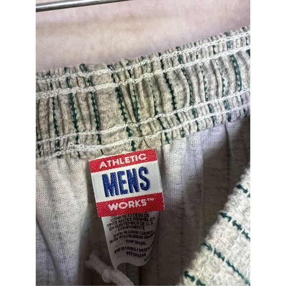 Vintage Men’s Shorts - Picture 3 of 4